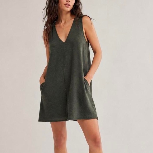 Free People Dresses & Skirts - Free People Olive V-Neck Sweater Knit Swing Dress Small